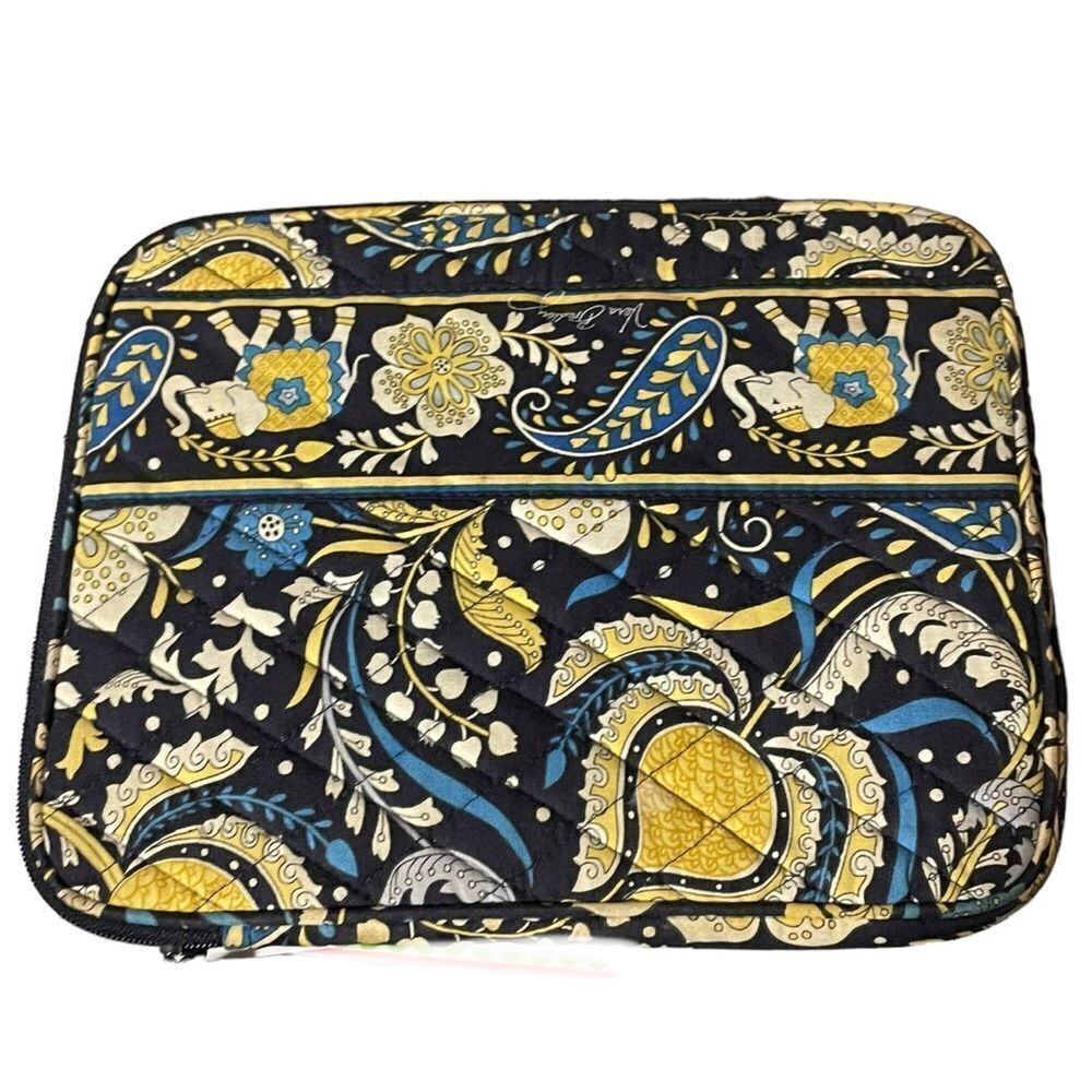 VERA BRADLEY IPAD QUILTED COVER
